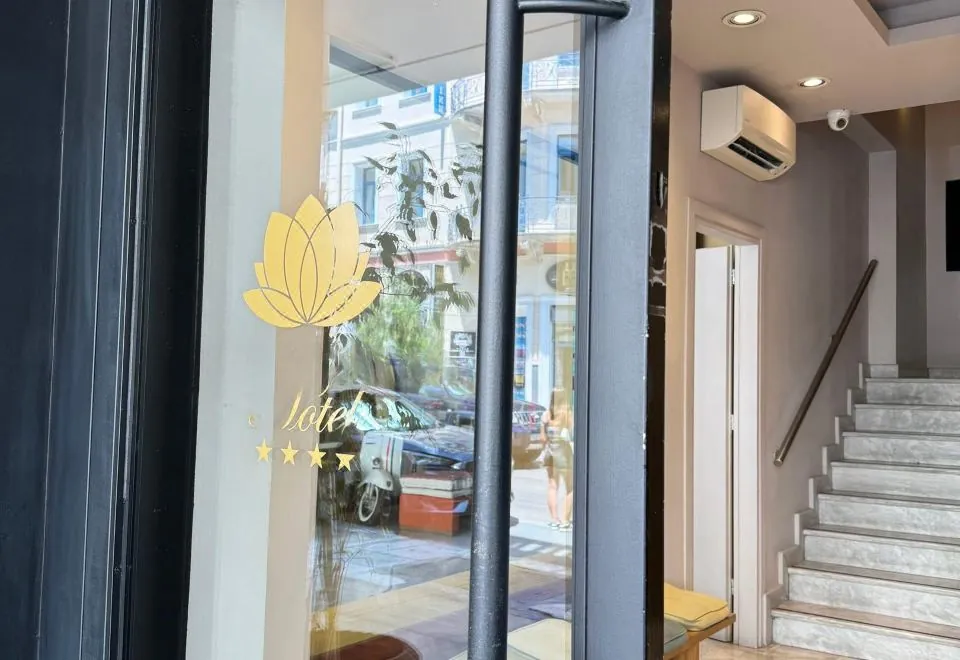 Lotus Center