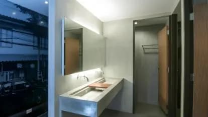 Siam Mitr Hostel