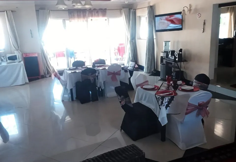 Royal Olympia Lodges and Safaris