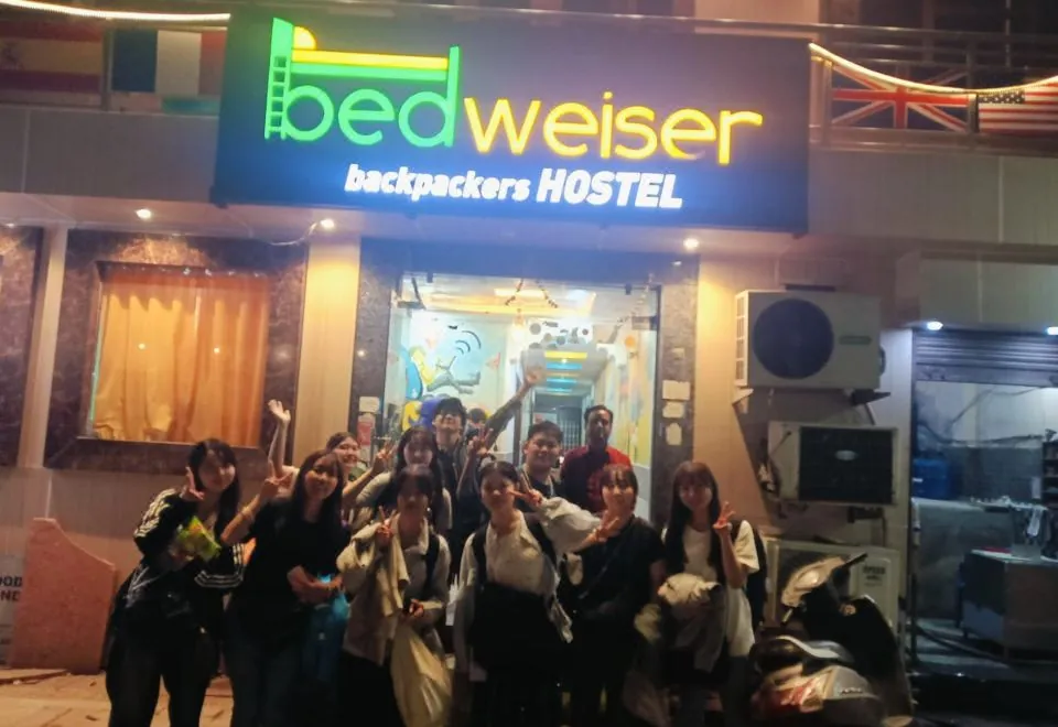 Bedweiser Backpackers Hostel