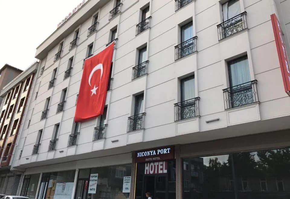 Niconya Port Suite&Hotel