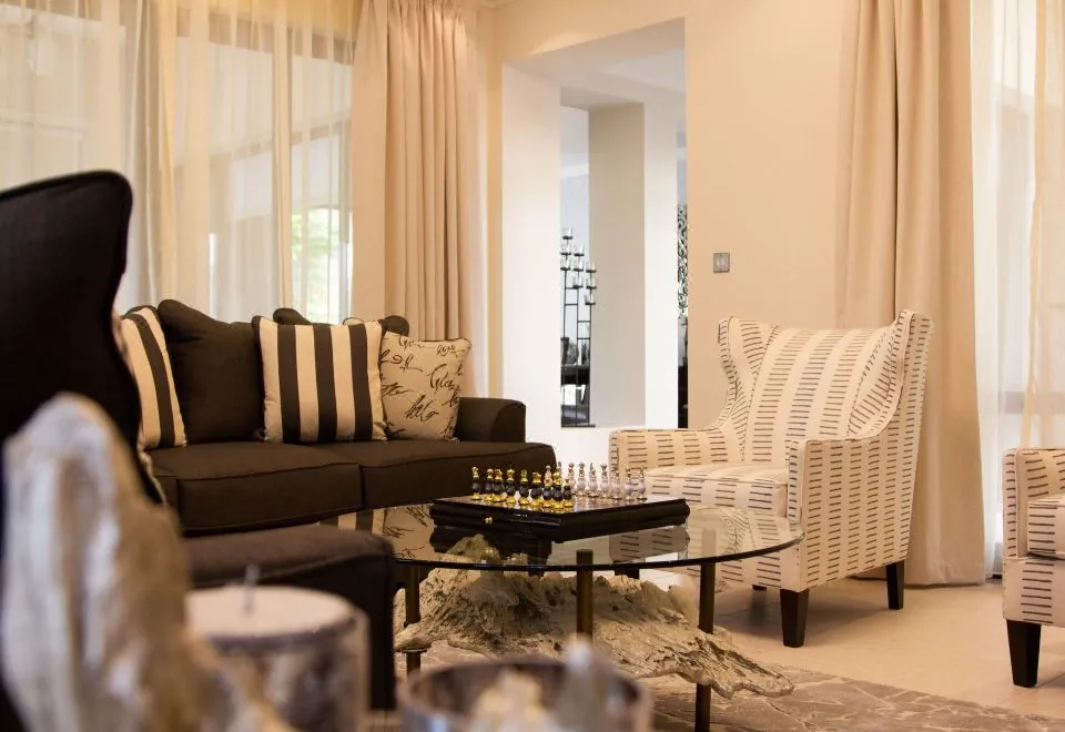 Dubai Creek Club Villas