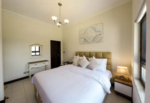 Dubai Creek Club Villas