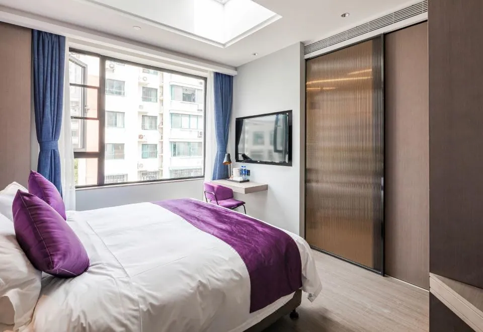 Ting Hotel (Shanghai Zhangjiang Road Metro Station)
