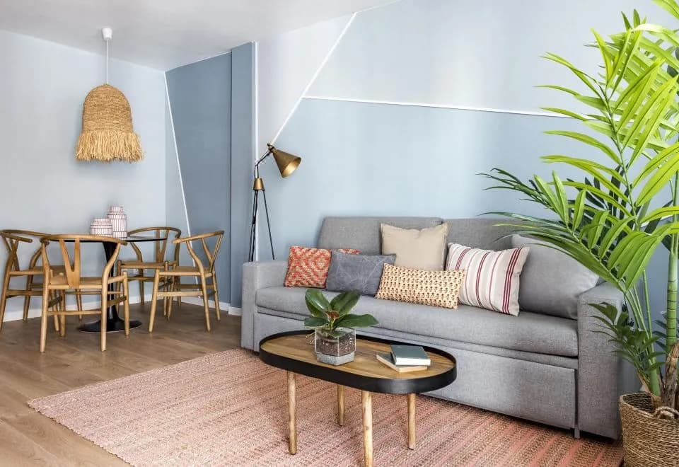 Color Apartments by Olala Homes