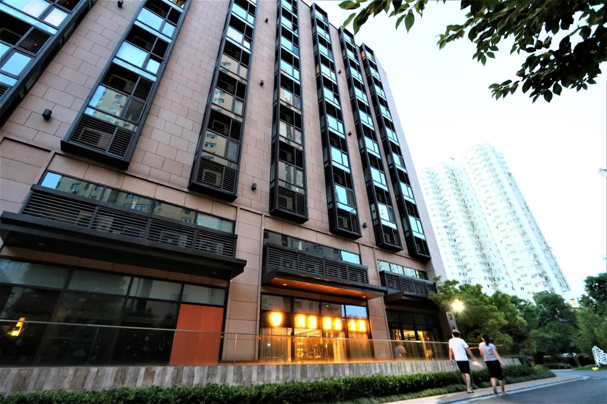 Yuju Apartment Hotel (Shanghai Dapuqiao)