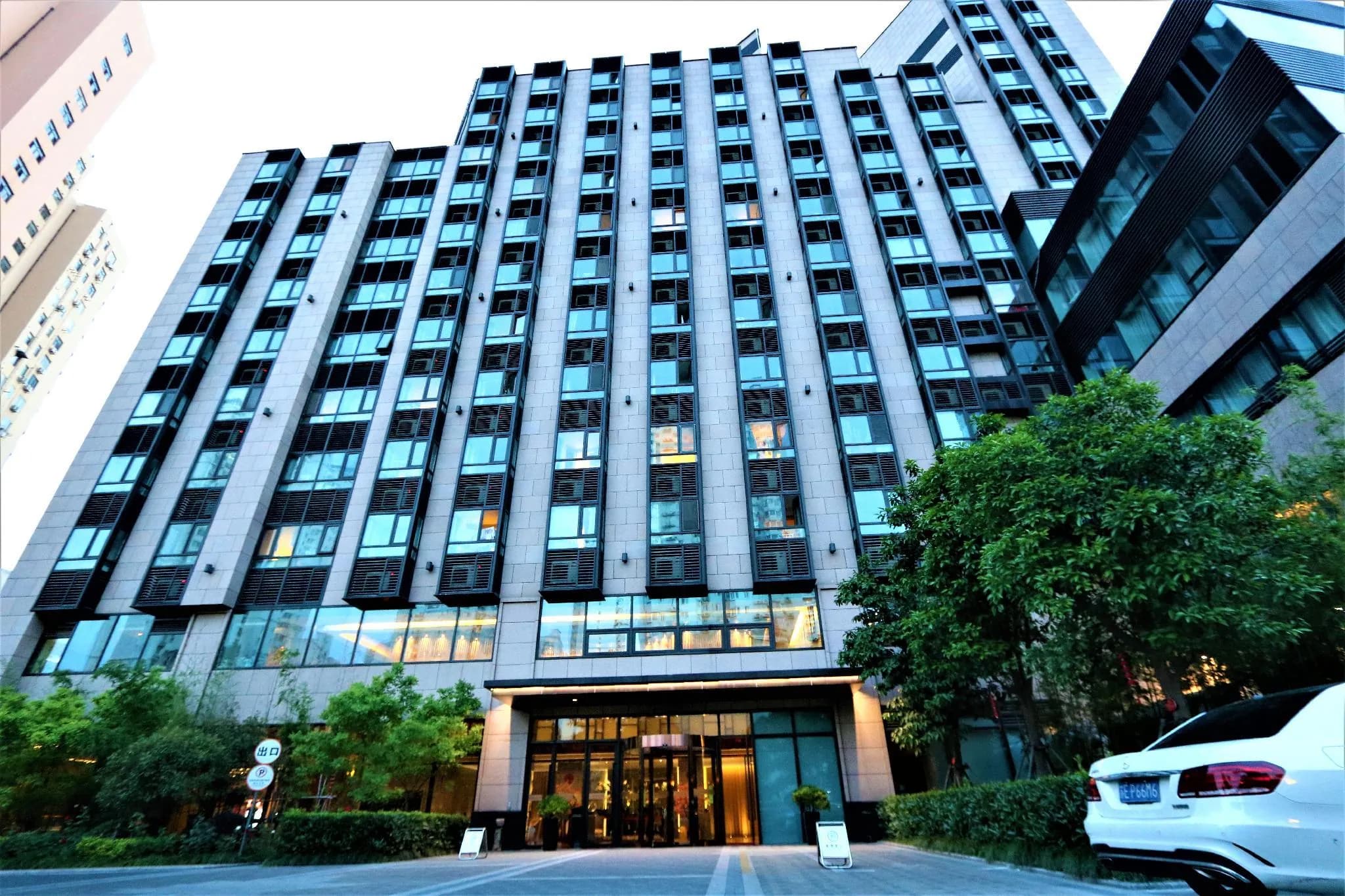 Yuju Apartment Hotel (Shanghai Dapuqiao)