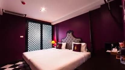 Violet Tower at Khaosan Palace