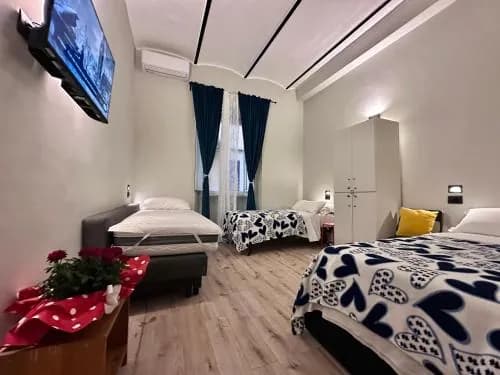 Roman Holidays Hostel Rome