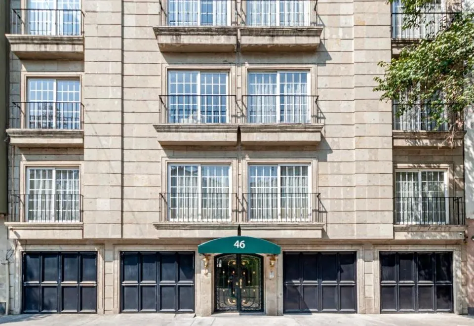 Suites Newton