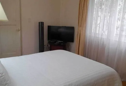 Suites Newton