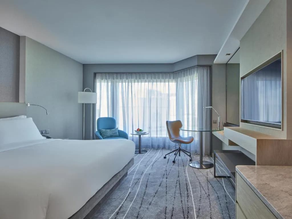 New World Millennium Hong Kong Hotel