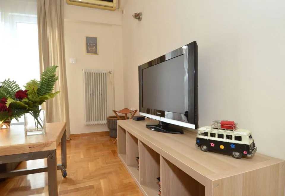 Exarchia a Nice and Cozy Apartment