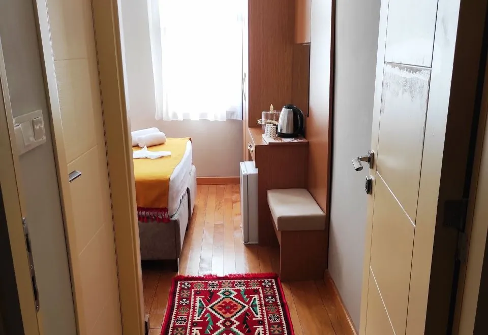 Lebon Hotel Old City