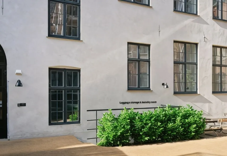 Apēron Apartment Hotel