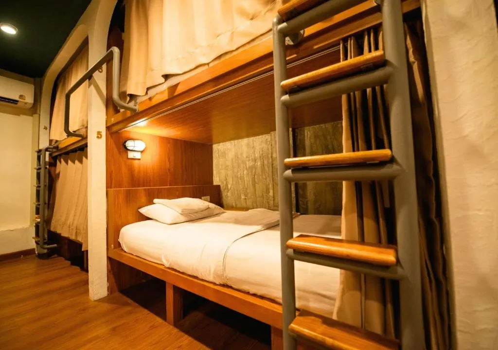 Khaosan Lady Hostel