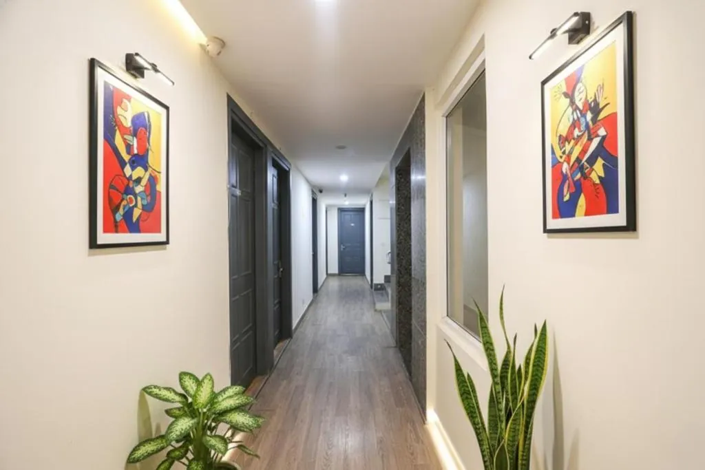 Super Hotel O Near Uttam Nagar East Metro