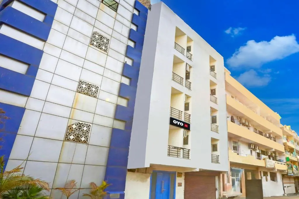 Super Hotel O Near Uttam Nagar East Metro