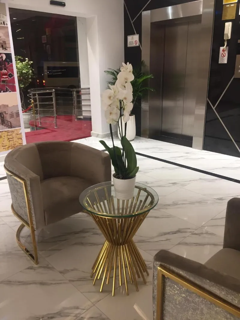 Al Manzil Residence & Suites