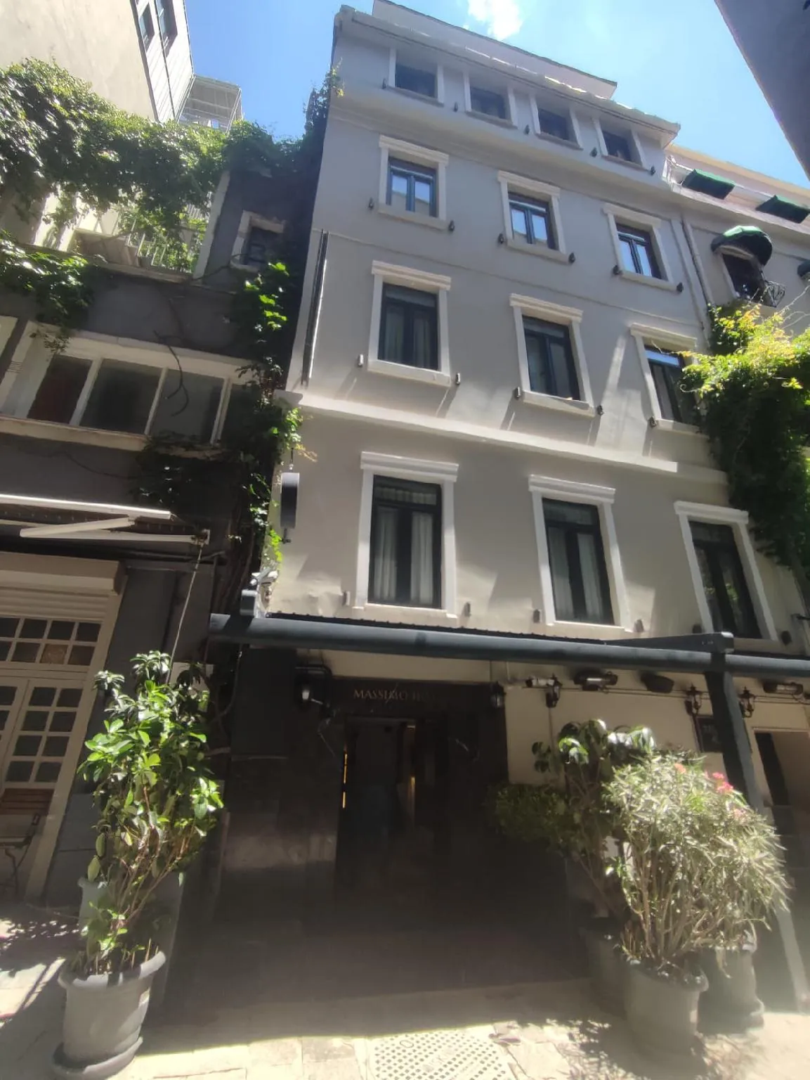 Massimo Hotel