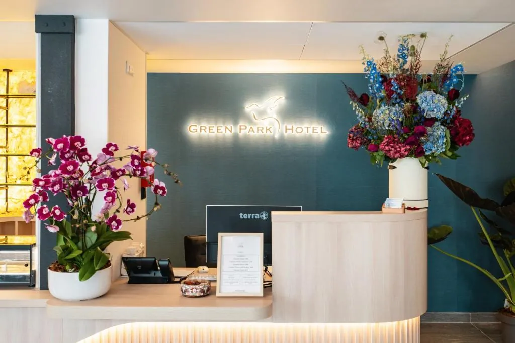 GREEN PARK HOTEL PARIS