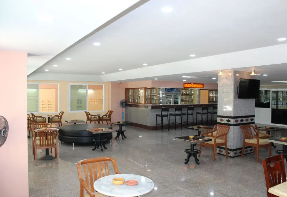 A.A. Pattaya Golden Beach Hotel