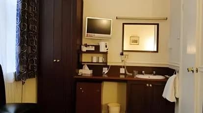 Hallam Hotel