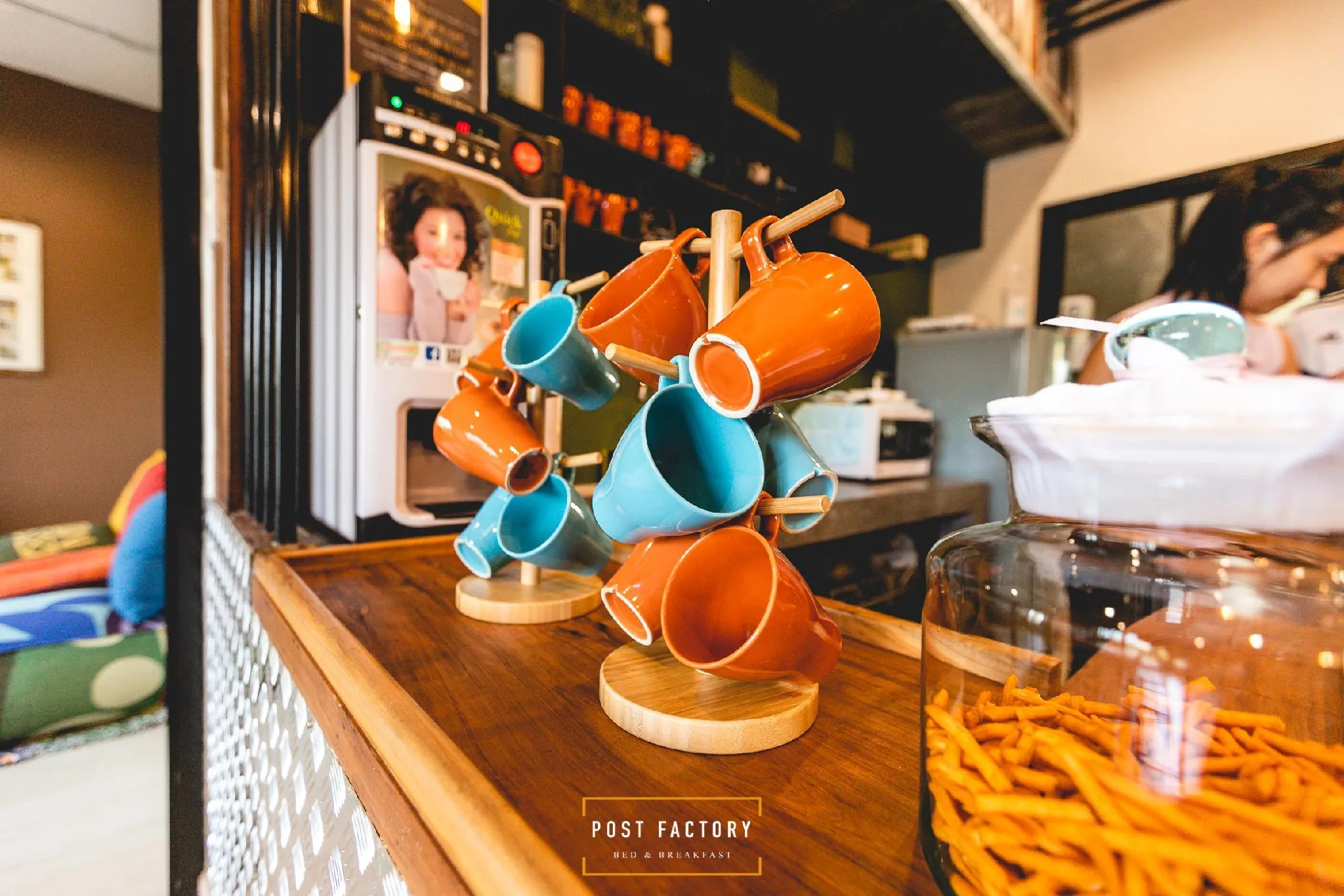 Post Factory Bed & Breakfast Hostel