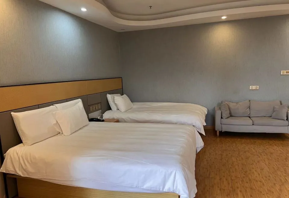 Hanting Hotel (Shanghai Bund Jiujiang Road)
