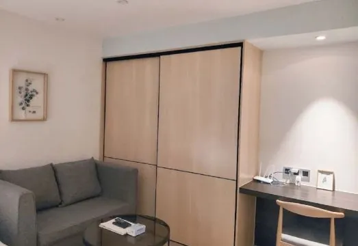 RongJu Hotel