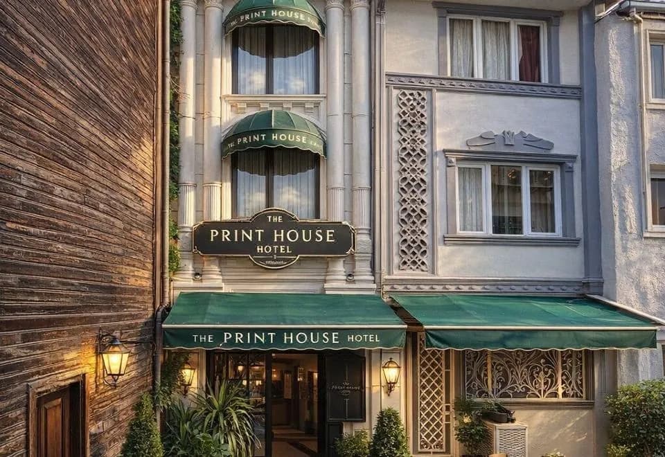 Cheers Printhouse Hotel
