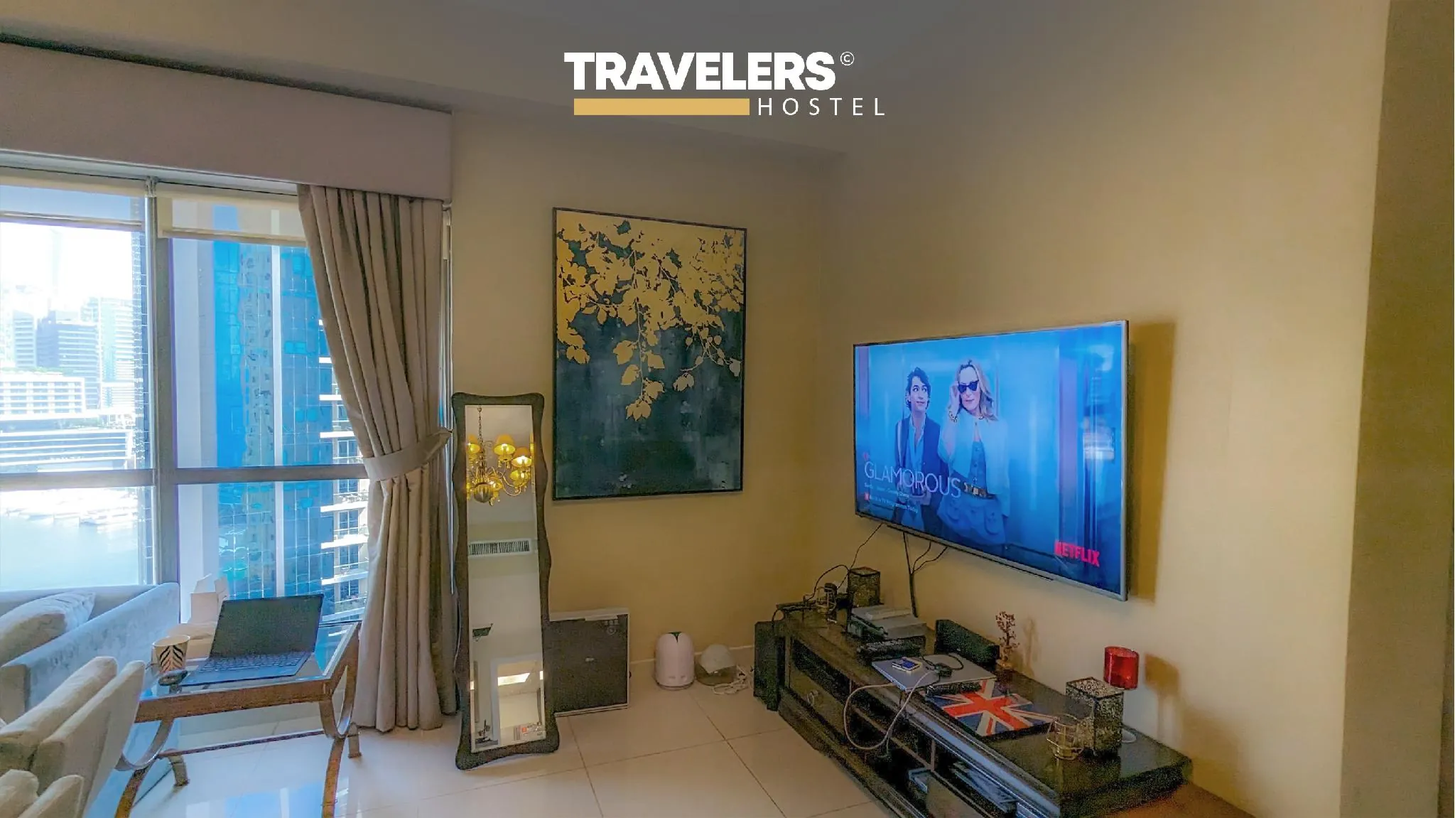 Travelers - Dubai Marina Hostel