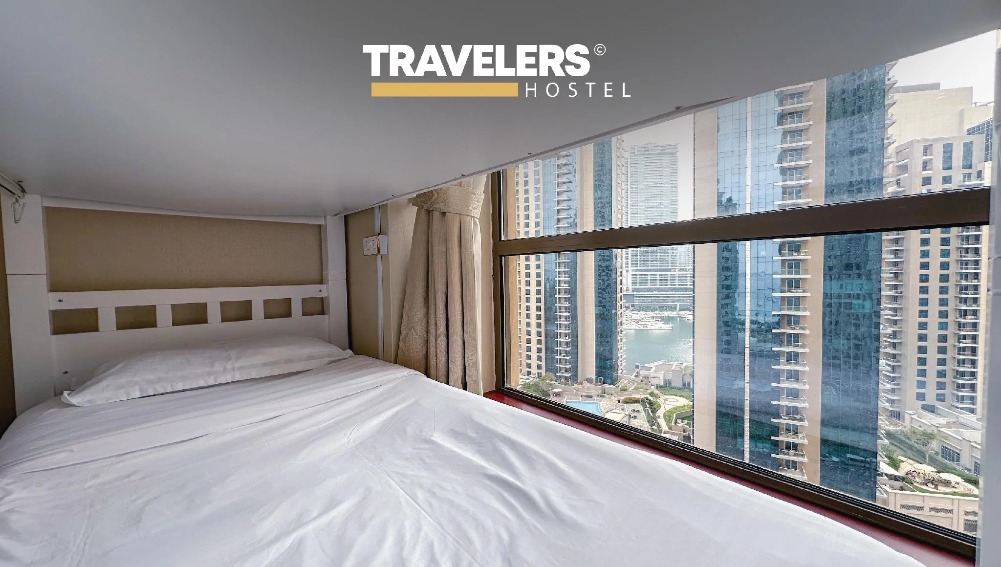 Travelers - Dubai Marina Hostel