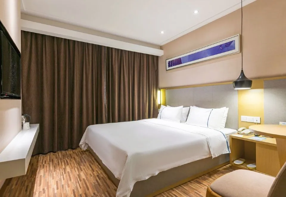 convenient hotel of city (Zhangjiajie Railway Station Tianmen Mountain)