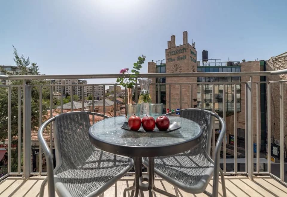 Paamonim Hotel Jerusalem