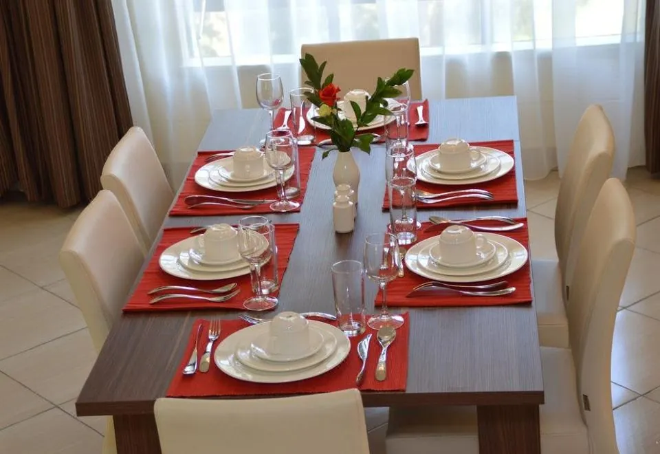 Norfolk Towers Apartment