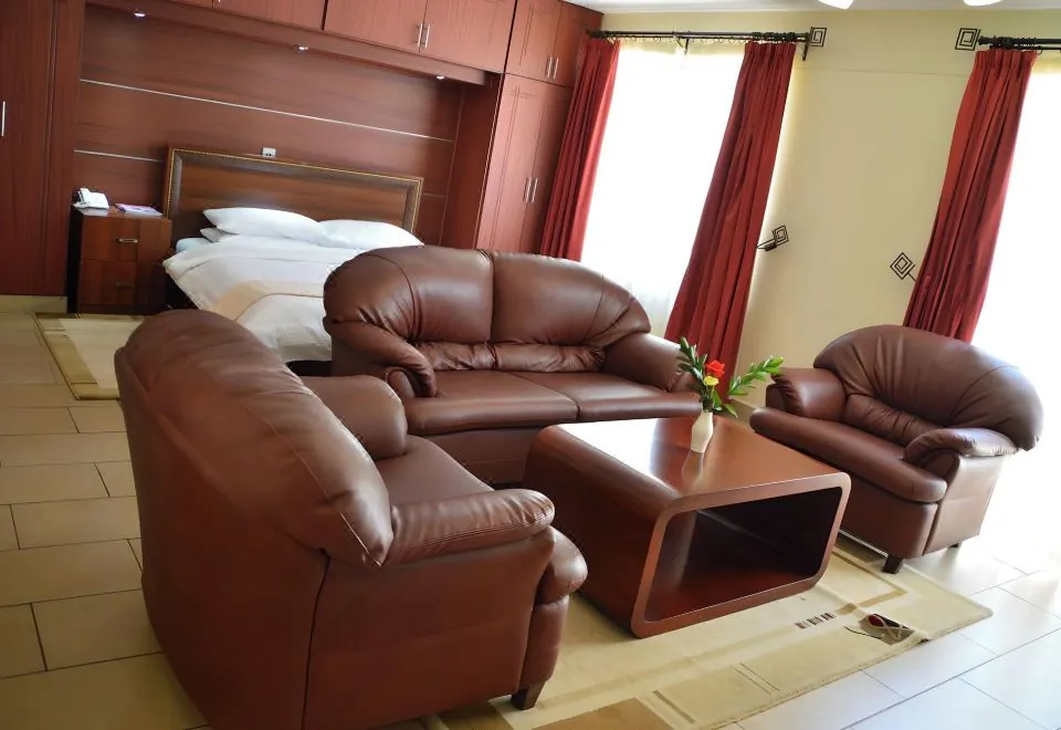 Norfolk Towers Apartment