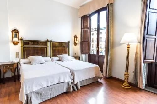 Hotel Plaza Nueva