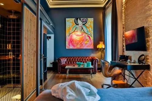 Hotel Lobby Room