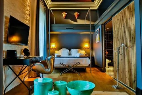 Hotel Lobby Room
