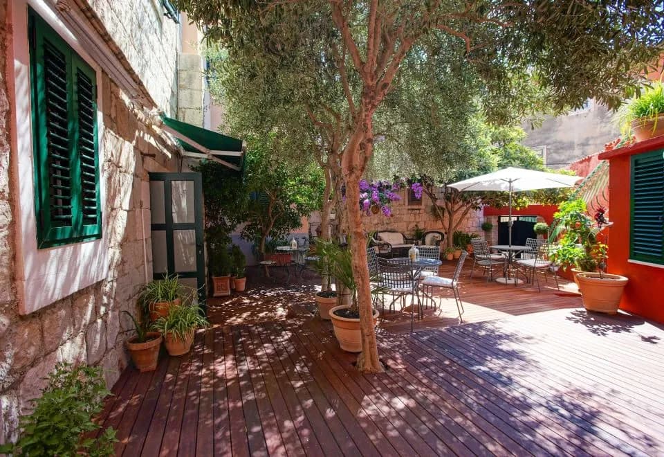 Boutique Guest Accommodation Zephyrus