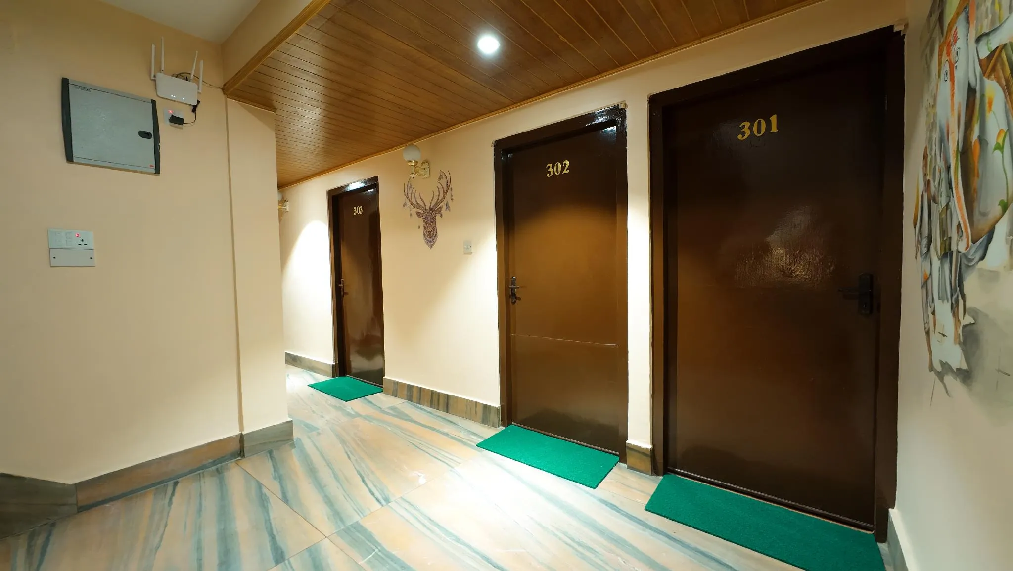 Hotel Triratna