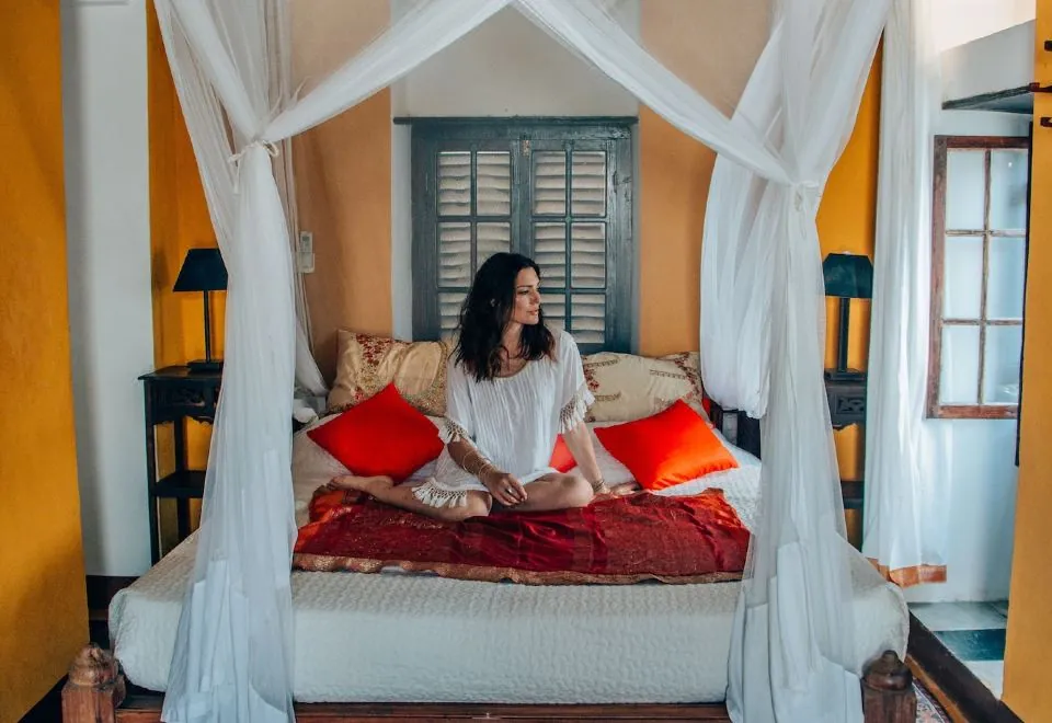 Kholle House