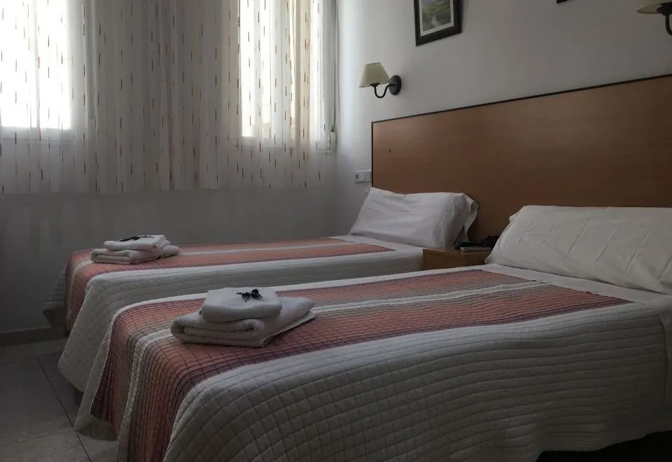 Hostal R. Lido