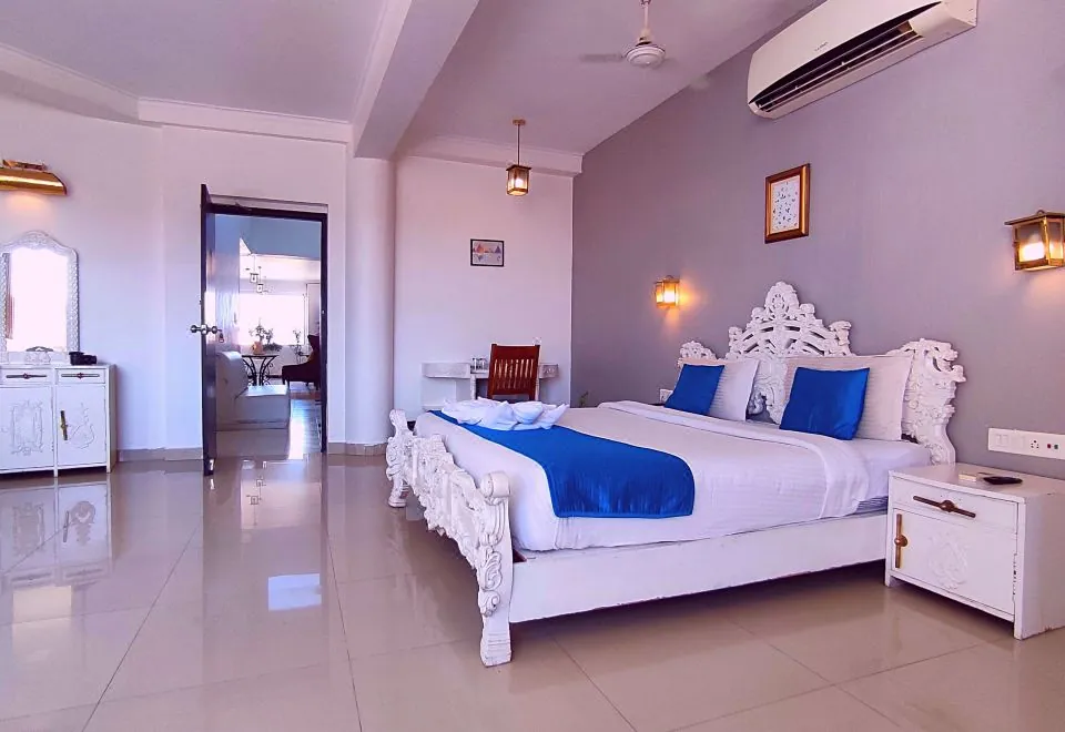 Dodas Palace by ShriGo Hotels