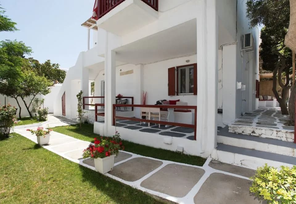 Dimelal Mikonos Downtown Apartments