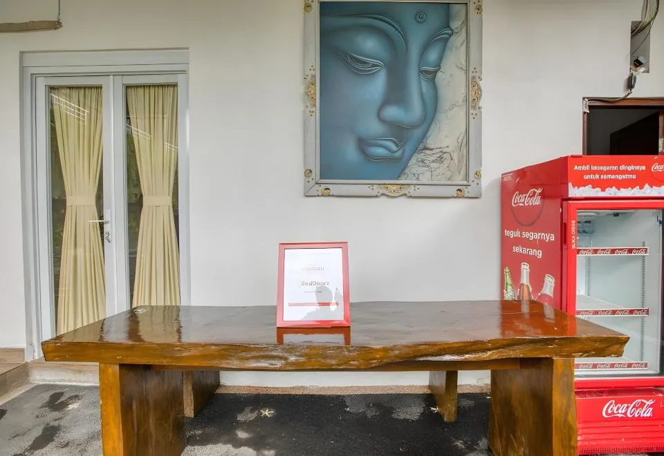RedDoorz Near Exit Toll Nusa Dua