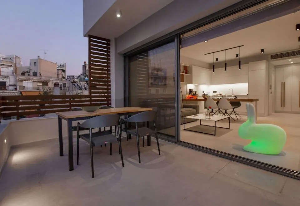 Acropolis Golden Suites by GHH