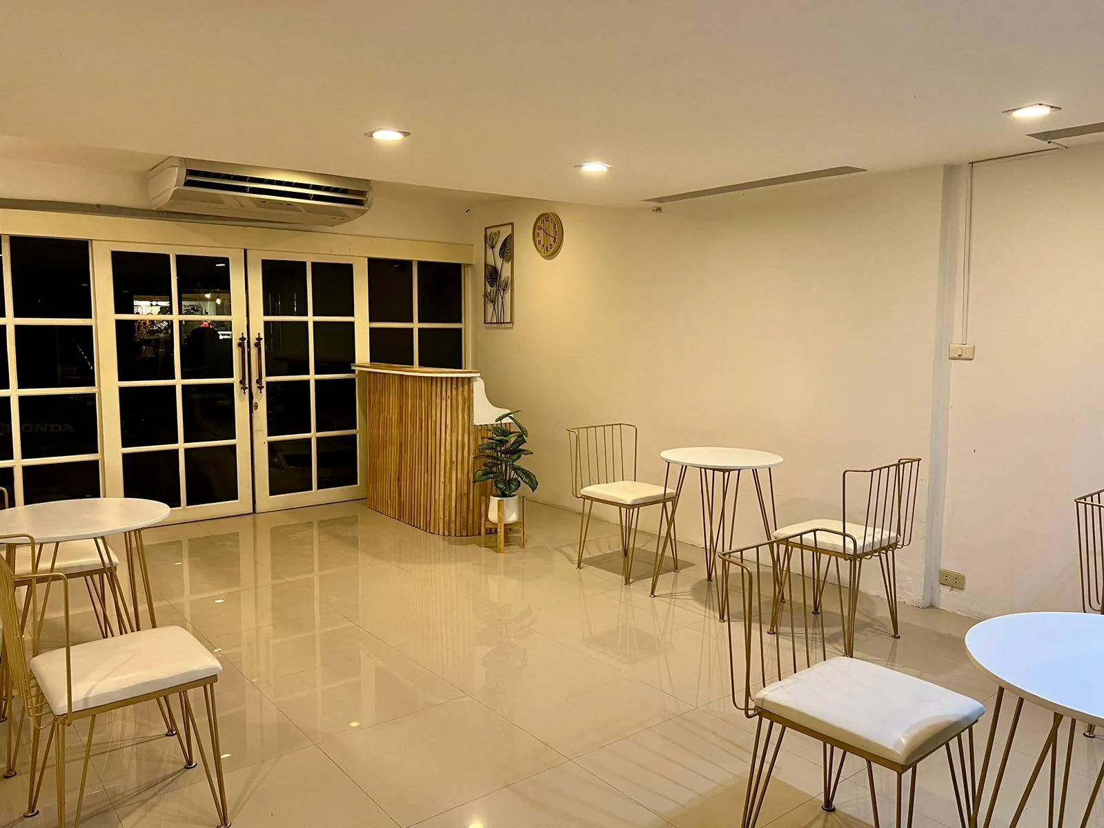 comfy crib hostel 2