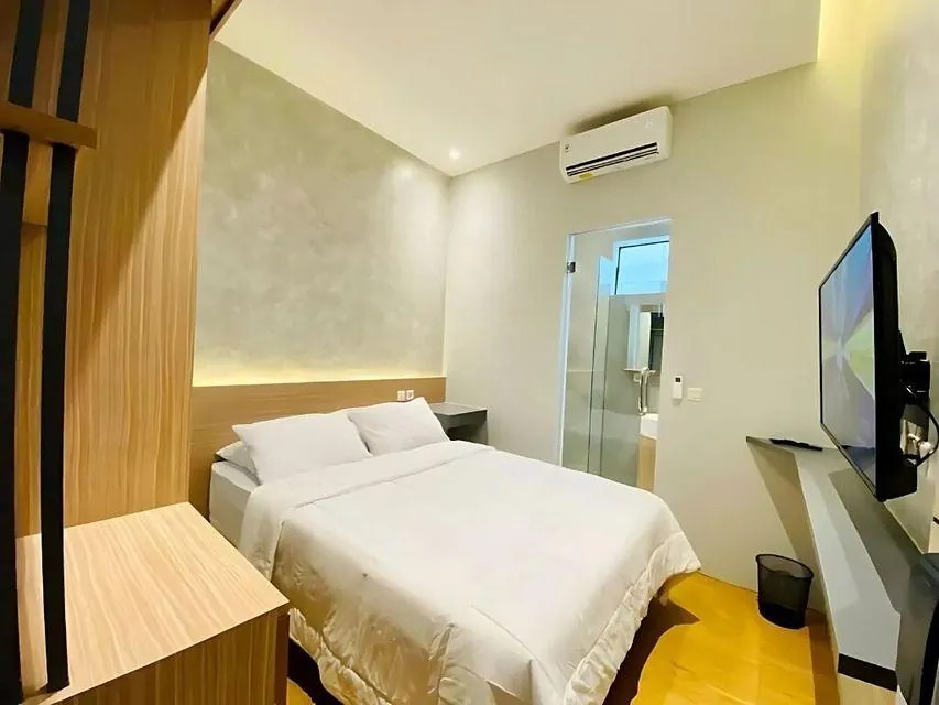 Keenan Living Seturan